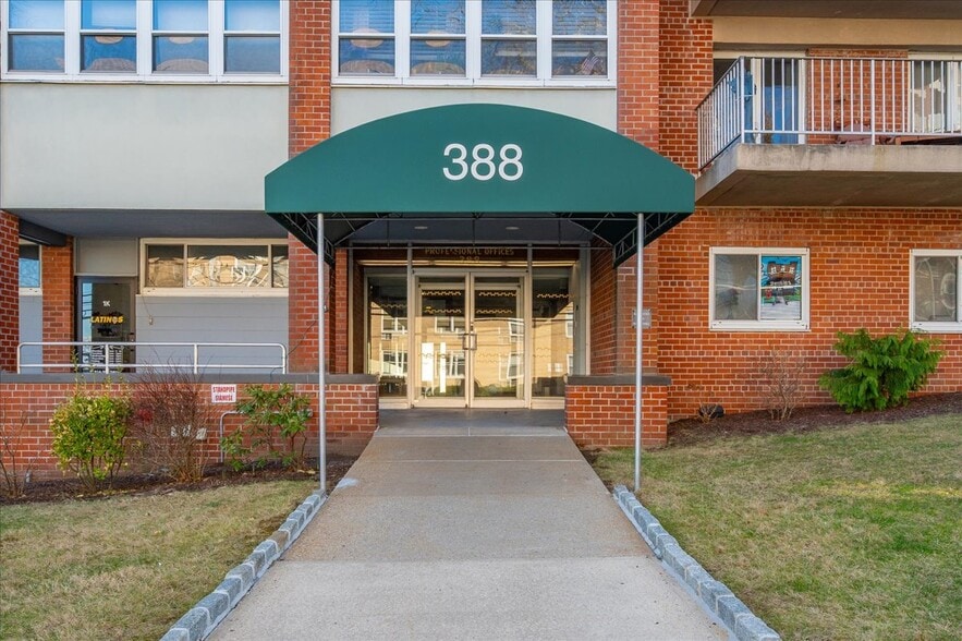 Primary Photo Of 388 Westchester Ave, Port Chester Apartments For Sale