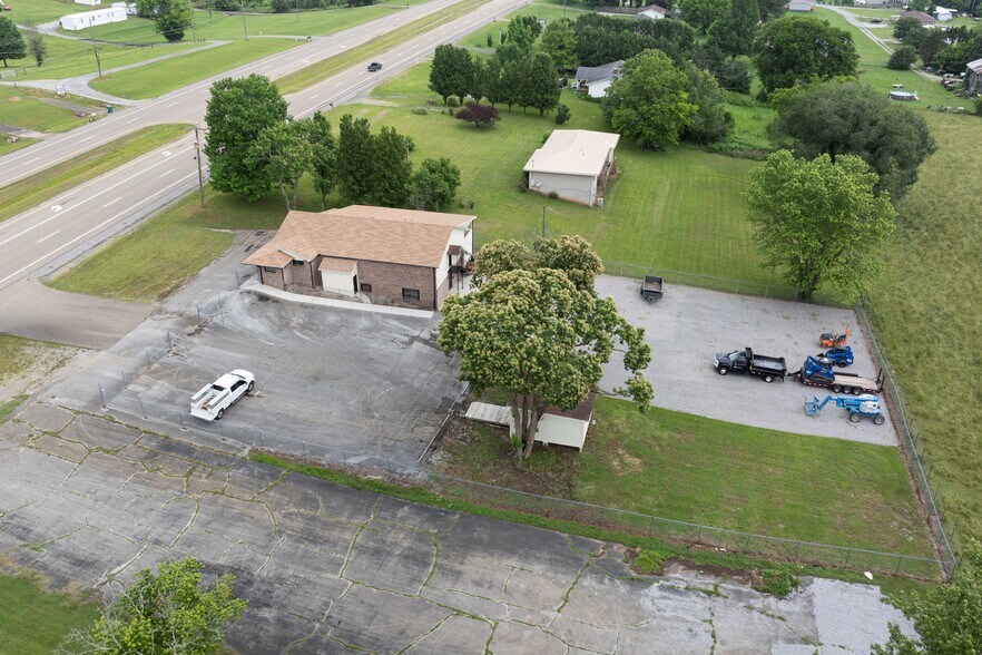 More Photos Of 10022 Rutledge Pike, Knoxville Medical For Sale