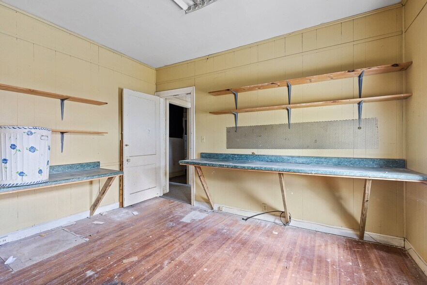 More Photos Of 2507 McCallie Ave, Chattanooga Office Residential For Sale