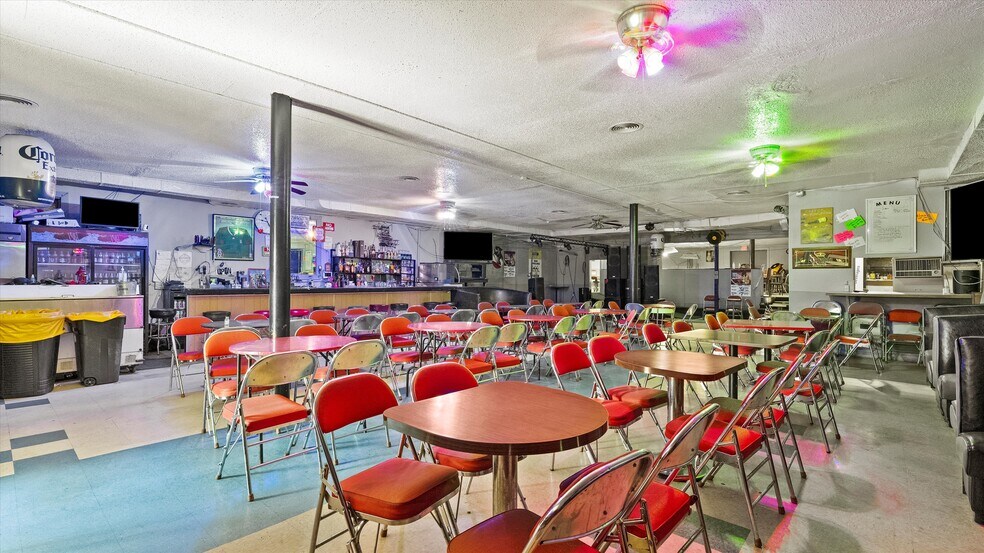 More Photos Of 1214 S 6th St, Yakima Bar For Sale