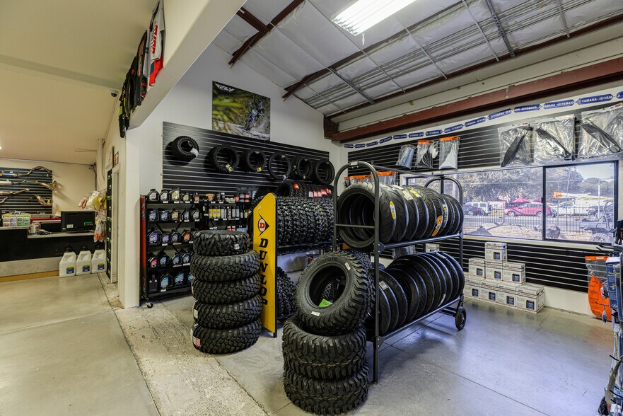 More Photos Of 3480 Petaluma Blvd N, Petaluma Self Storage For Sale