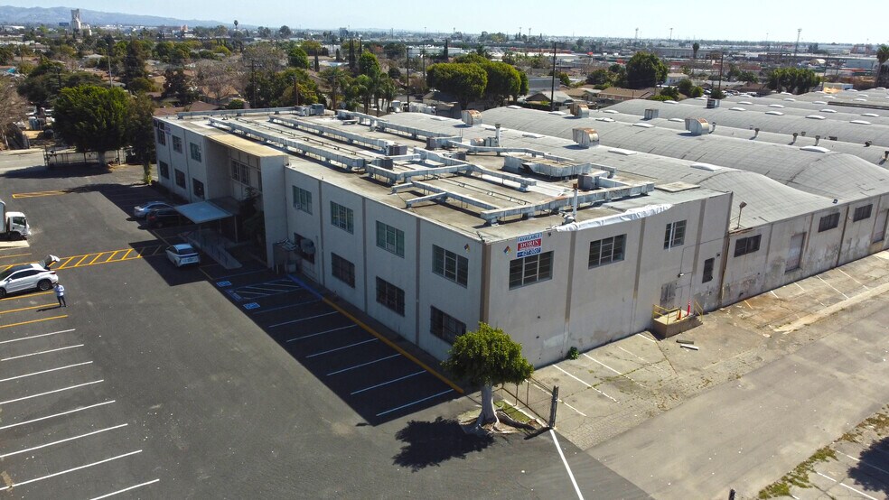 More Photos Of 1363 S Bonnie Beach Pl, Commerce Warehouse For Lease