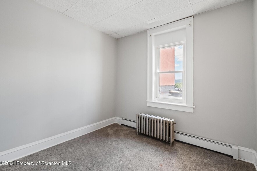 More Photos Of 200-202 N Main Ave, Scranton Apartments For Lease