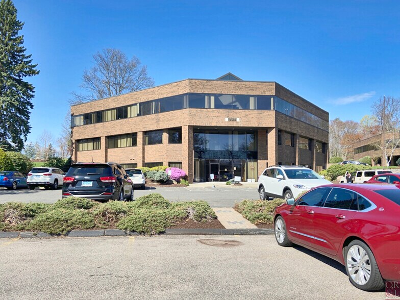 More Photos Of 701 Hebron Ave, Glastonbury Unknown For Lease