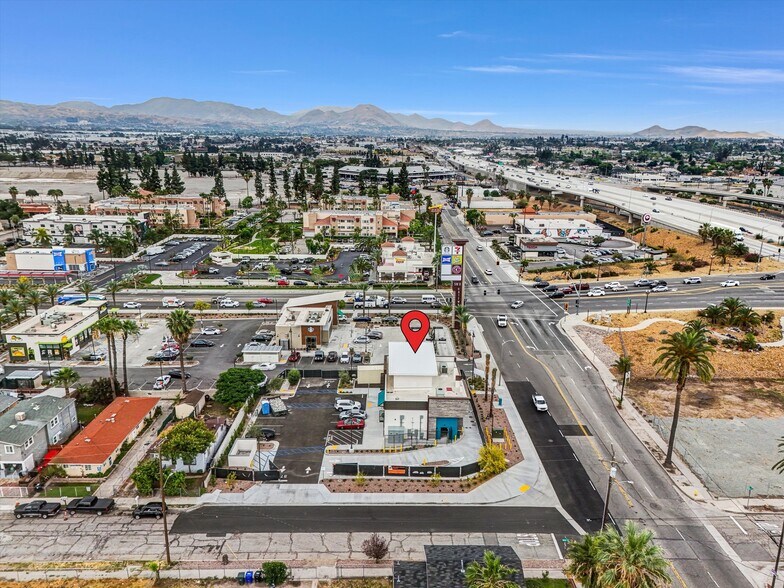 More Photos Of 539 N H St, San Bernardino Fast Food For Sale