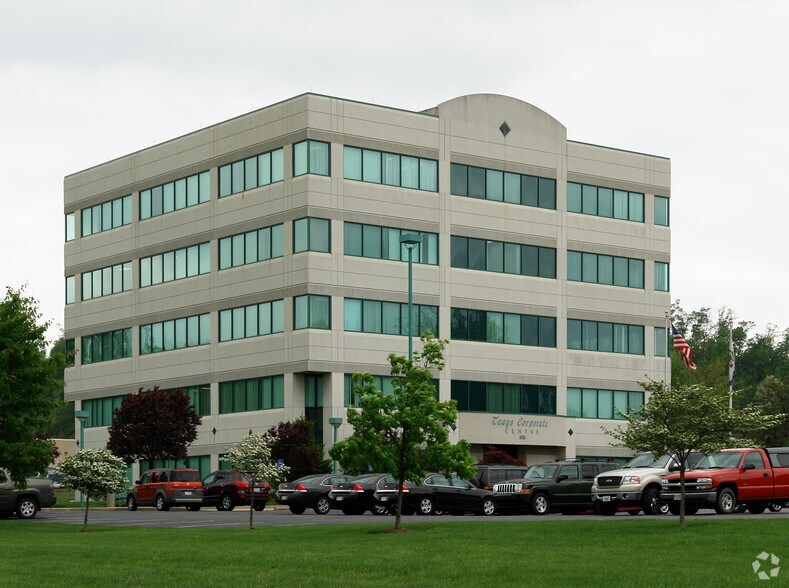 More Photos Of 135 Corporate Centre Dr, Scott Depot Office For Lease