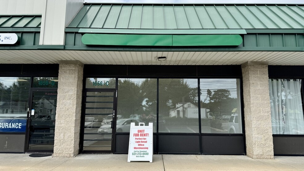 More Photos Of 1656 Fifth Ave, Bay Shore Unknown For Lease