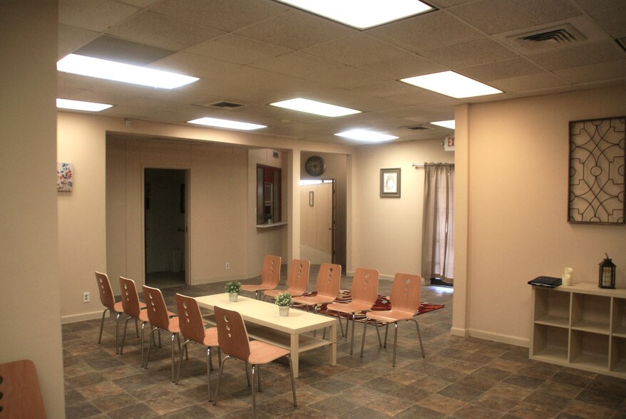 More Photos Of 8300 Homestead Rd, Houston Medical For Sale