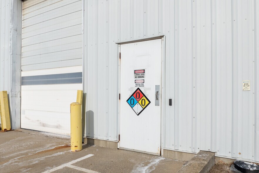 More Photos Of 15 Perry Way, Newburyport Warehouse For Sale