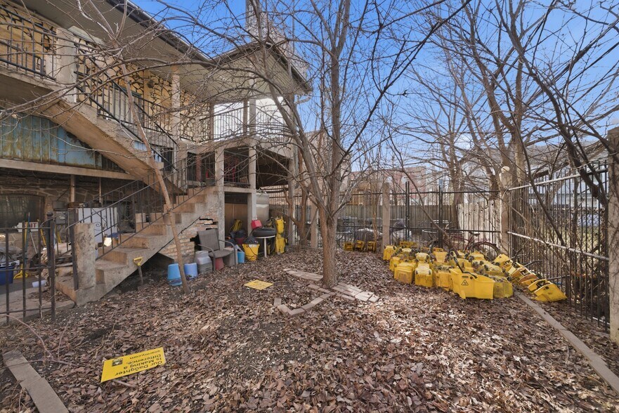 More Photos Of 518 Western ave, Chicago Apartments For Sale