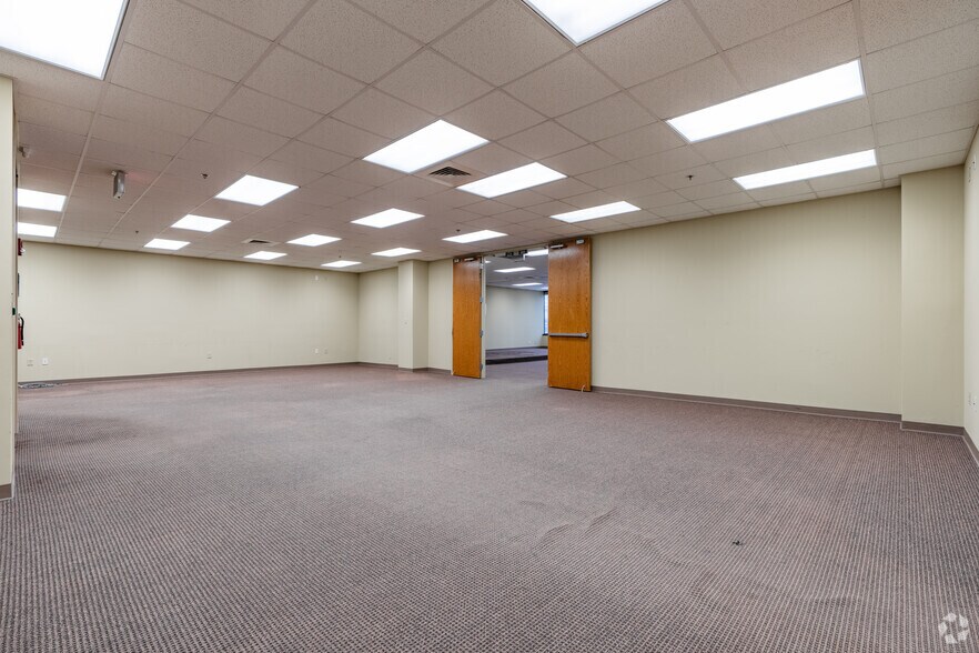 More Photos Of 105 W Capitol Ave, Little Rock Office For Sale