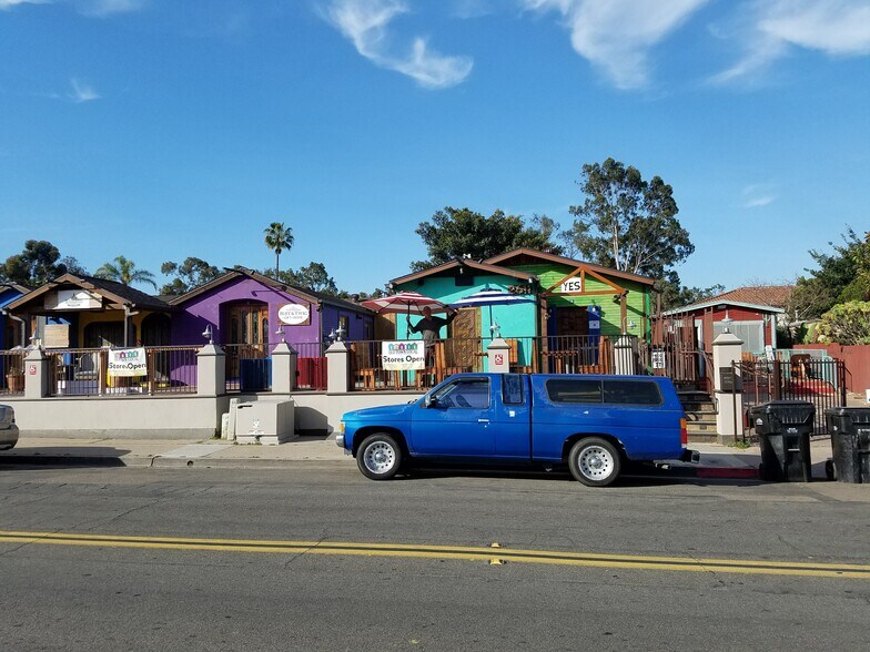 More Photos Of 2611-2615 Congress St, San Diego Storefront For Lease