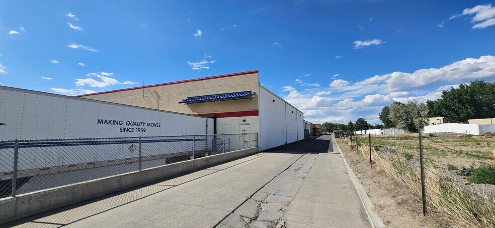 More Photos Of 2267 S Townsend Ave, Montrose Department Store For Sale