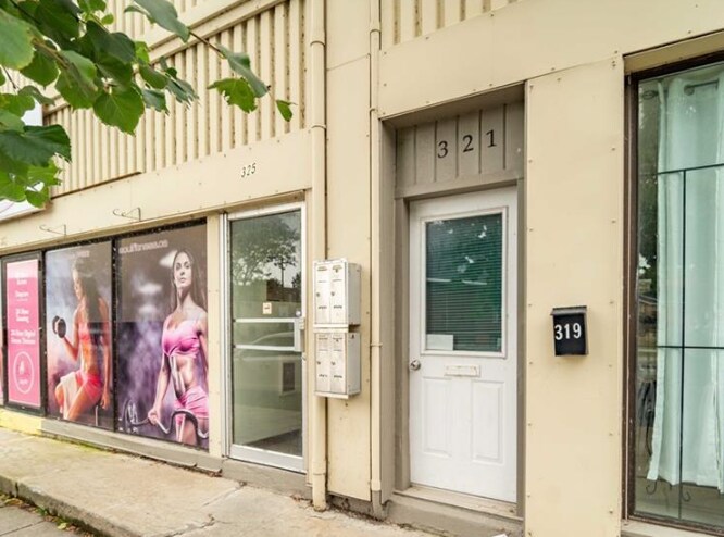 More Photos Of 319-327 Montreal Rd, Cornwall Storefront Retail Residential For Lease