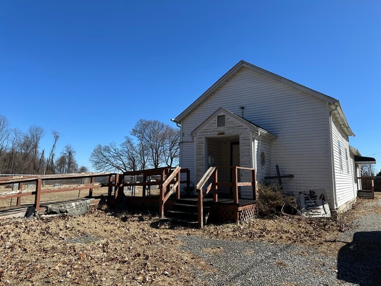 More Photos Of 17341 Troyer Rd, Monkton Religious Facility For Sale
