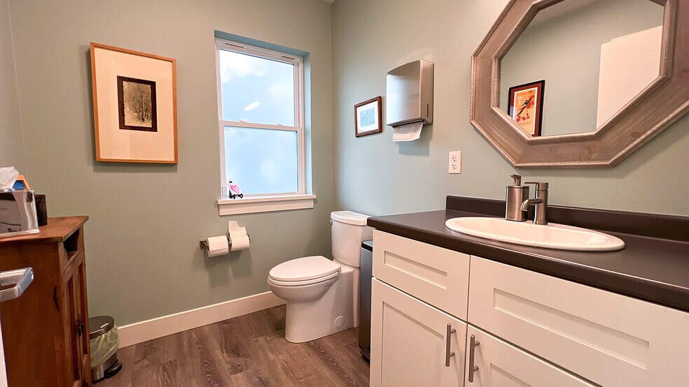 More Photos Of 310 W Baseline Rd, Lafayette Office For Sale