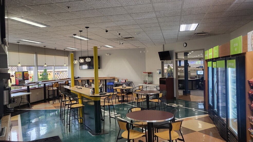 More Photos Of 5720 Bandel Rd NW, Rochester Office For Sale