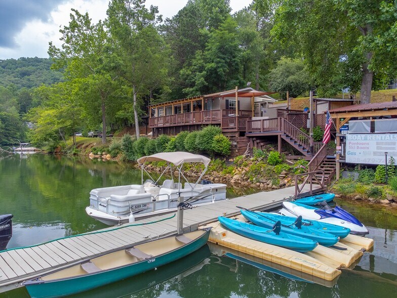 More Photos Of 270 Deyton Camp Rd, Robbinsville Marina For Sale