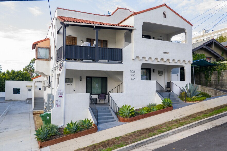 Primary Photo Of 1637-1639 1/2 Micheltorena St, Los Angeles Apartments For Sale