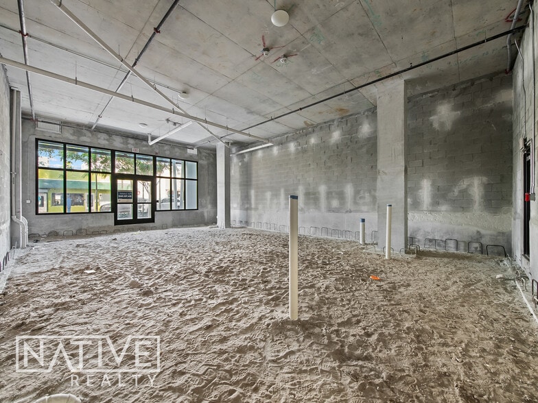 More Photos Of 2001 Hollywood Blvd, Hollywood Apartments For Lease