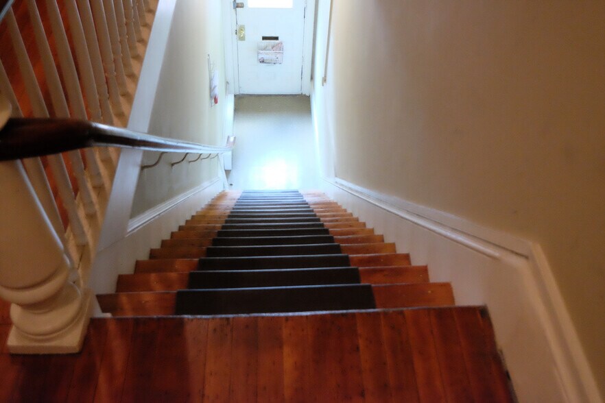 More Photos Of 179 Main St, Beacon Storefront Retail Residential For Sale