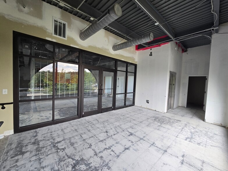 More Photos Of 701 Mutual Ct, Raleigh Office For Sale