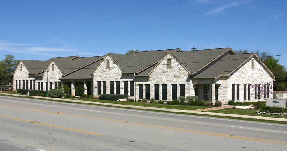 More Photos Of 1500 W University Ave, Georgetown Medical For Lease