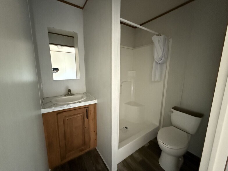 More Photos Of 1402 N 69th Ave, Pensacola Manufactured Housing Mobile Home Park For Sale