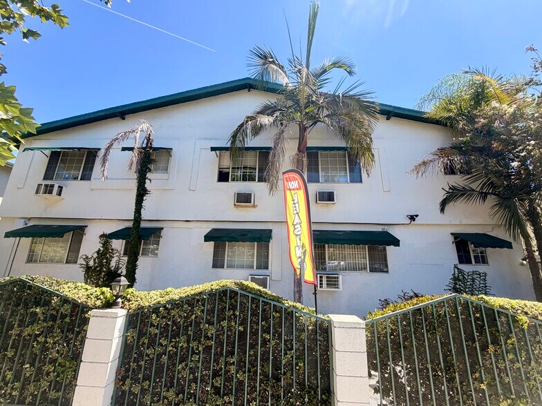 More Photos Of 4824-4832 Hazeltine Ave, Sherman Oaks Apartments For Sale