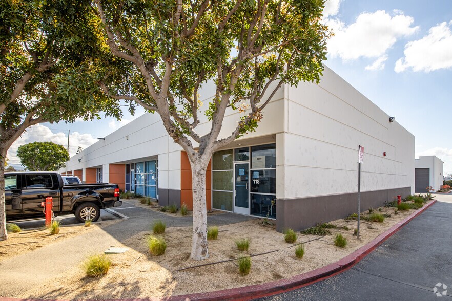 More Photos Of 600 S Grand Ave, Santa Ana Unknown For Lease