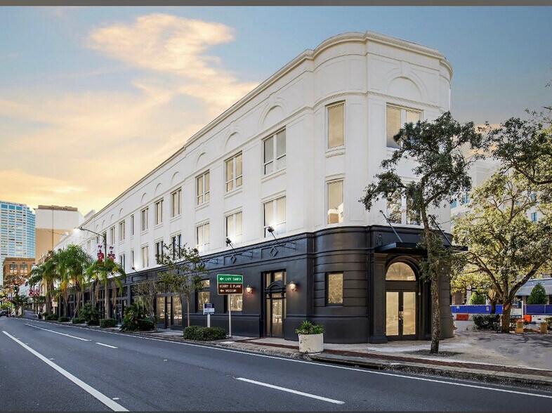 More Photos Of 442 W Kennedy Blvd, Tampa Office For Lease