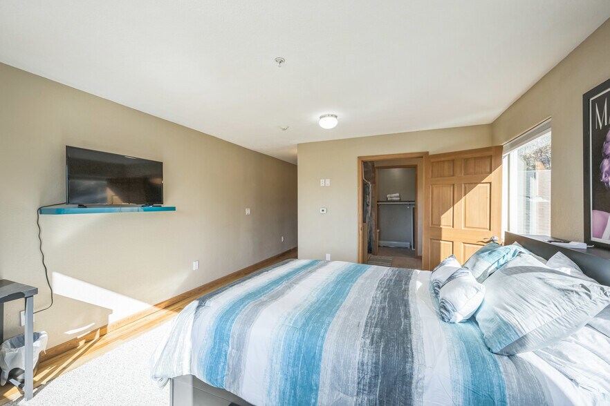 More Photos Of 5380 N Lariat Dr, Castle Rock Specialty For Sale