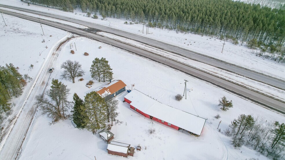 More Photos Of 16082 S Antler Inn Rd, Wascott Restaurant For Sale