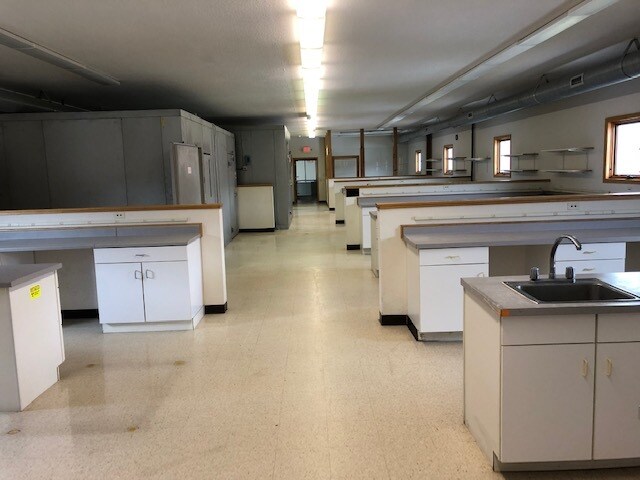 More Photos Of 373 280th St, Osceola Industrial For Lease
