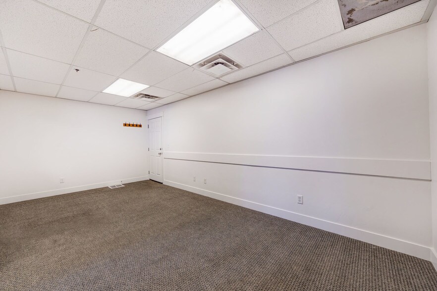More Photos Of 96 N 1800 W, Lindon Warehouse For Lease