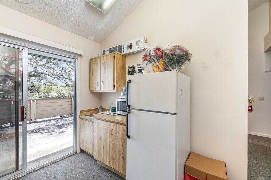 More Photos Of 1250 W Eau Gallie Blvd, Melbourne Medical For Sale