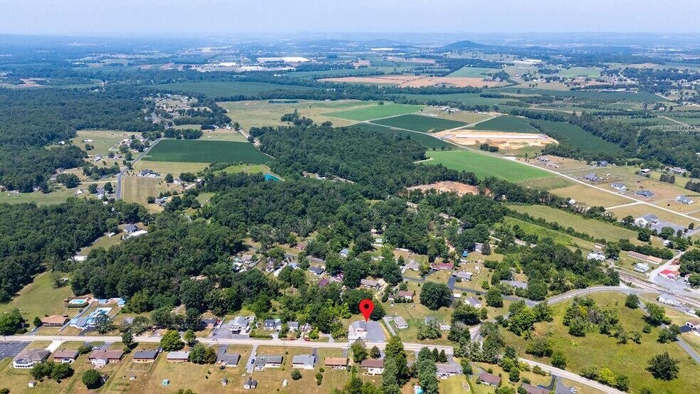More Photos Of 555 MT Torrey Rd, Lyndhurst Post Office For Sale