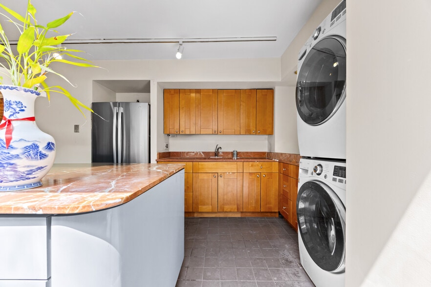 More Photos Of 311 W 78th St, New York Apartments For Sale