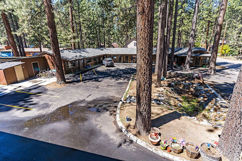 More Photos Of 920 Alameda Ave, South Lake Tahoe Apartments For Sale