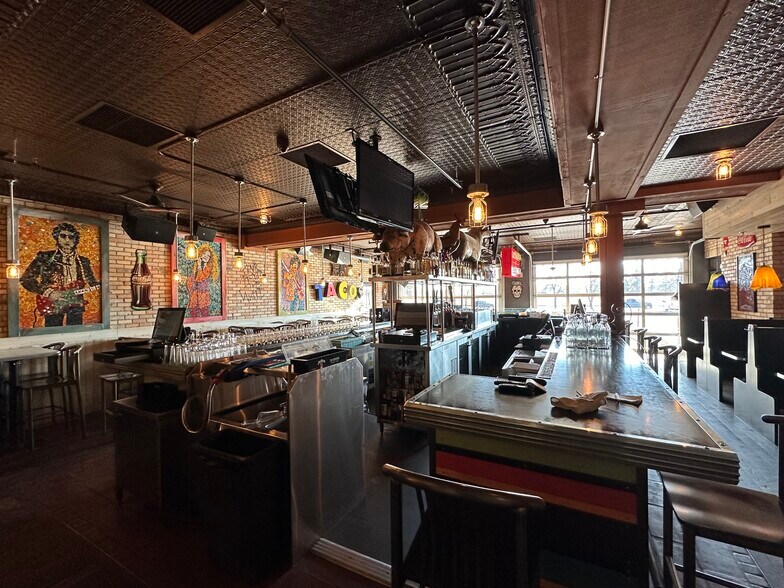 More Photos Of 1970 S Columbia Rd, Grand Forks Freestanding For Sale