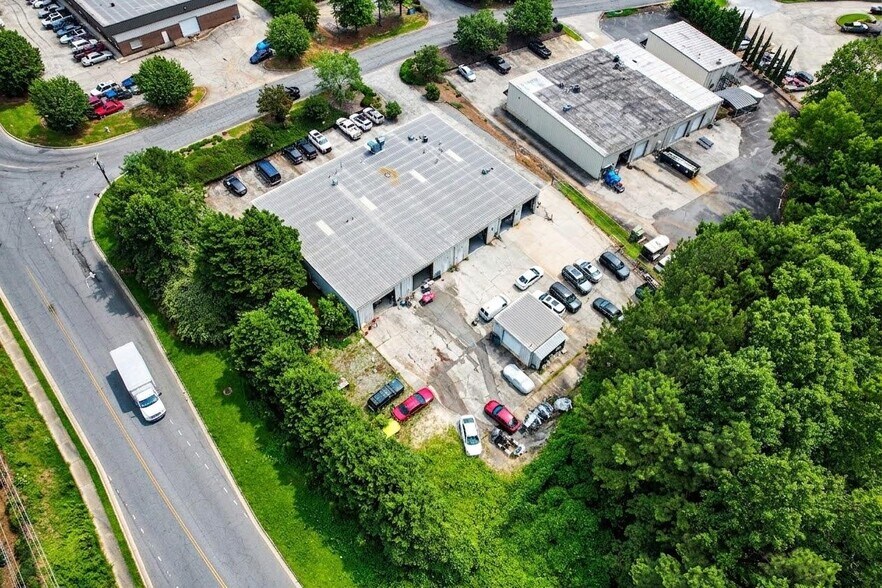 More Photos Of 3600 Kennesaw N Ind Pky, Kennesaw Flex For Lease