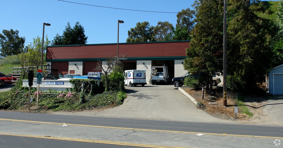 More Photos Of 5050 Pacheco Blvd, Martinez Warehouse For Sale