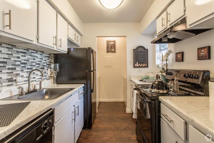 More Photos Of 22715 Imperial Valley Dr, Houston Apartments For Sale