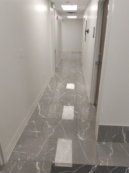 More Photos Of 1675 Whitehorse Mercerville Rd, Hamilton Medical For Lease