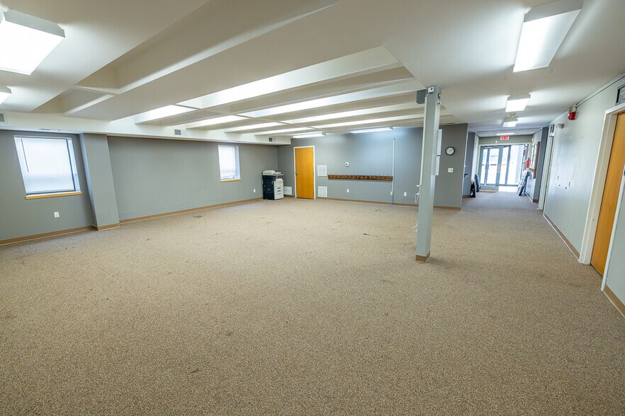 More Photos Of 800 SW 150 Hwy, Lee's Summit Office For Sale