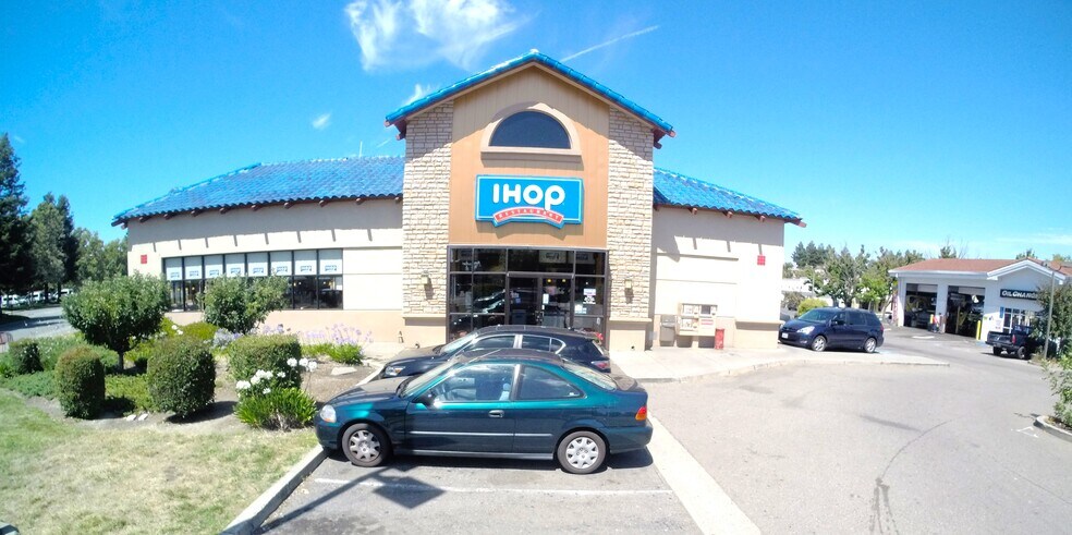 More Photos Of 5312 Old Redwood Hwy, Petaluma Restaurant For Lease