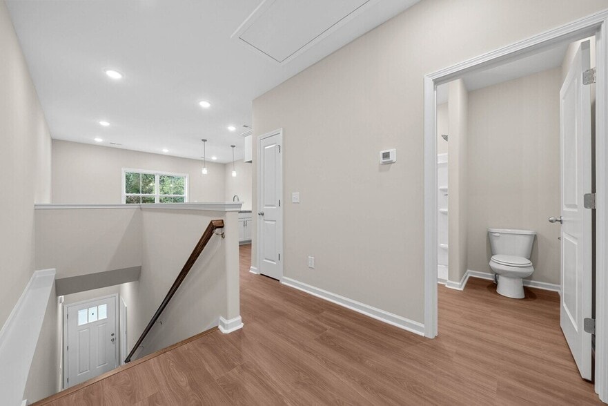 More Photos Of 329 Cedar Ct, Clarksville Apartments For Sale
