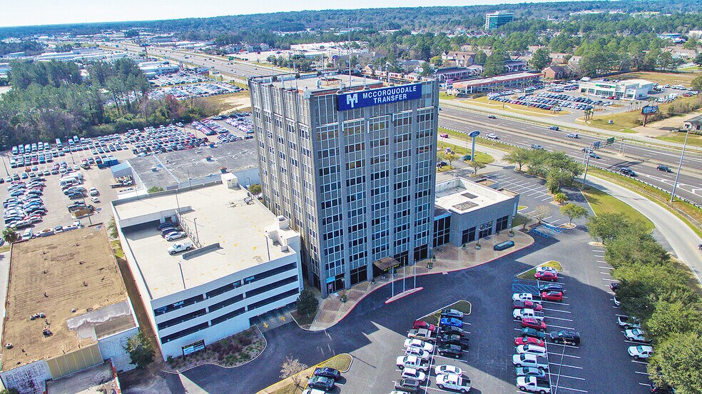 More Photos Of 851 S I-65 Service Rd, Mobile Office For Lease