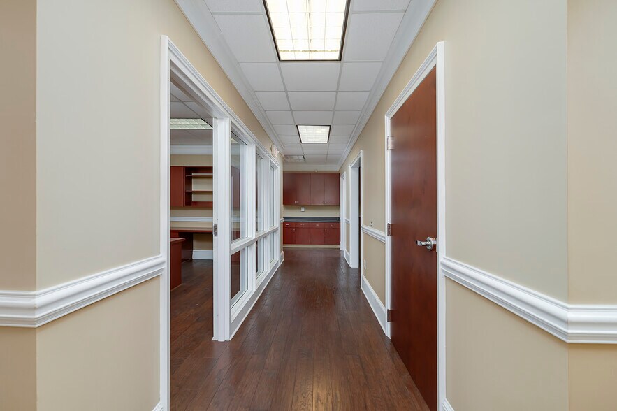 More Photos Of 4611 Ivey Dr, Macon-Bibb Office For Lease