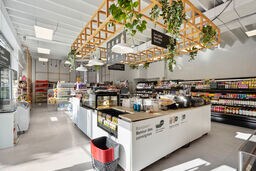 More Photos Of 505-511 Rue Rachel E, Montréal Storefront Retail Office For Sale